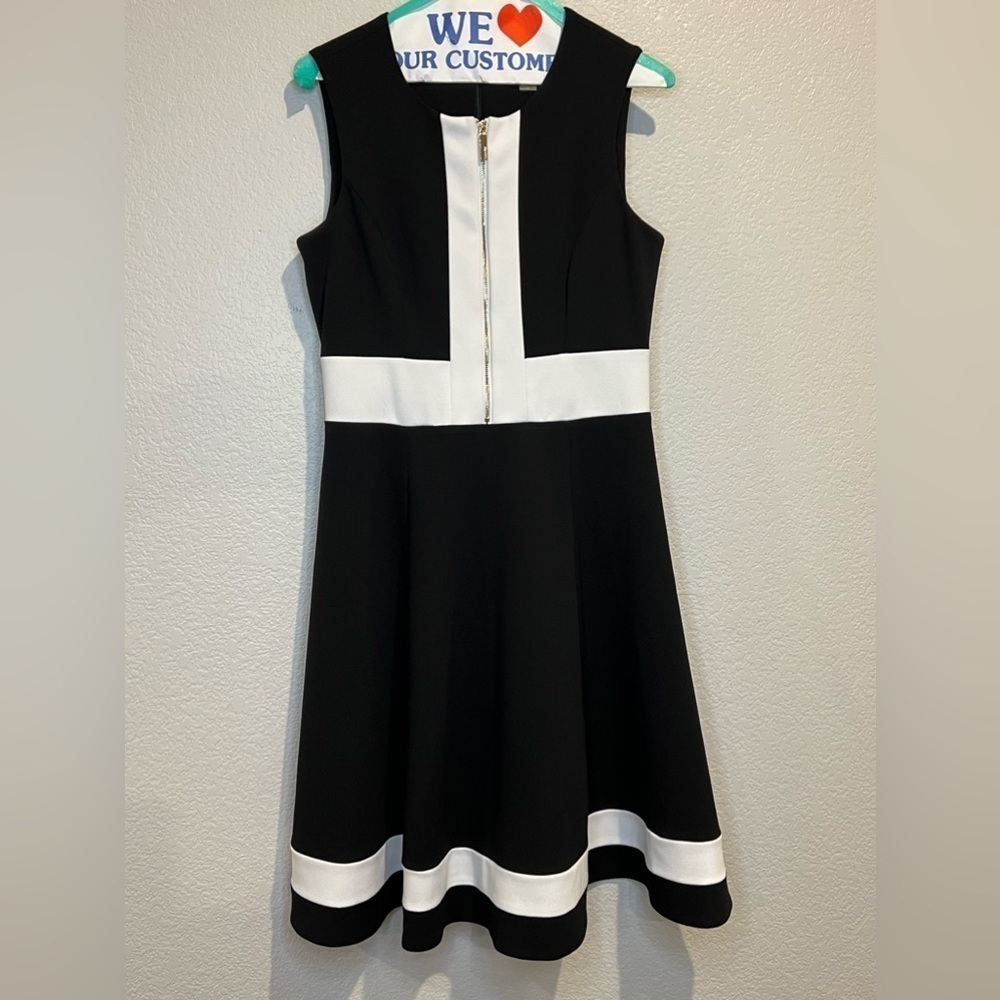 051. Calvin Klein Colorblocked Fit & Flare Dress Size 6 - Picture 2 of 11
